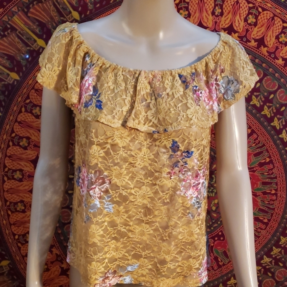 Meraki floral lace top size medium